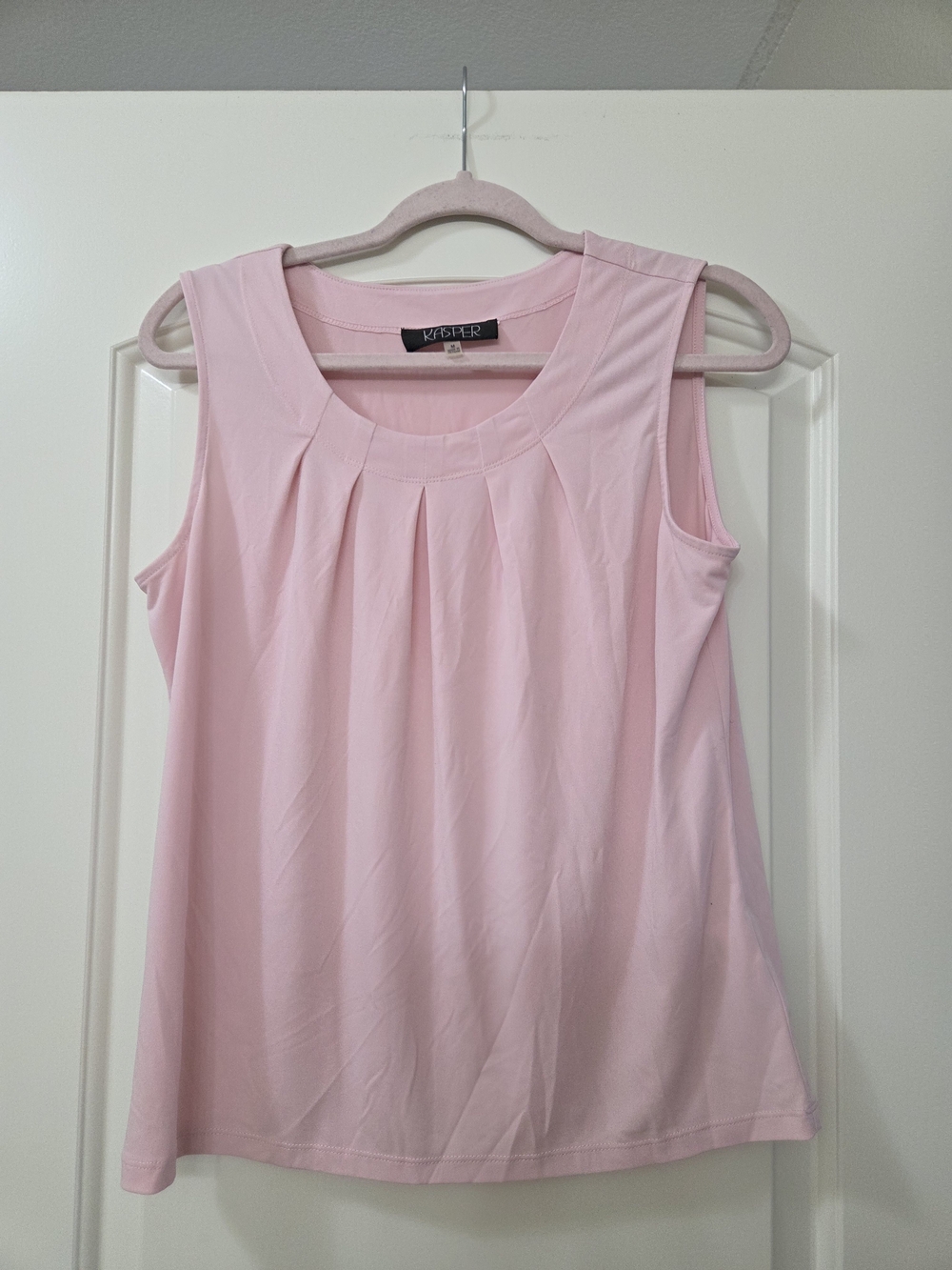 Kasper Light Pink Pleated Scoop Neck Tank Top